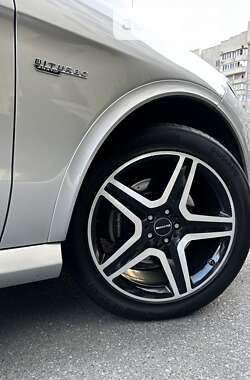 Позашляховик / Кросовер Mercedes-Benz M-Class 2015 в 