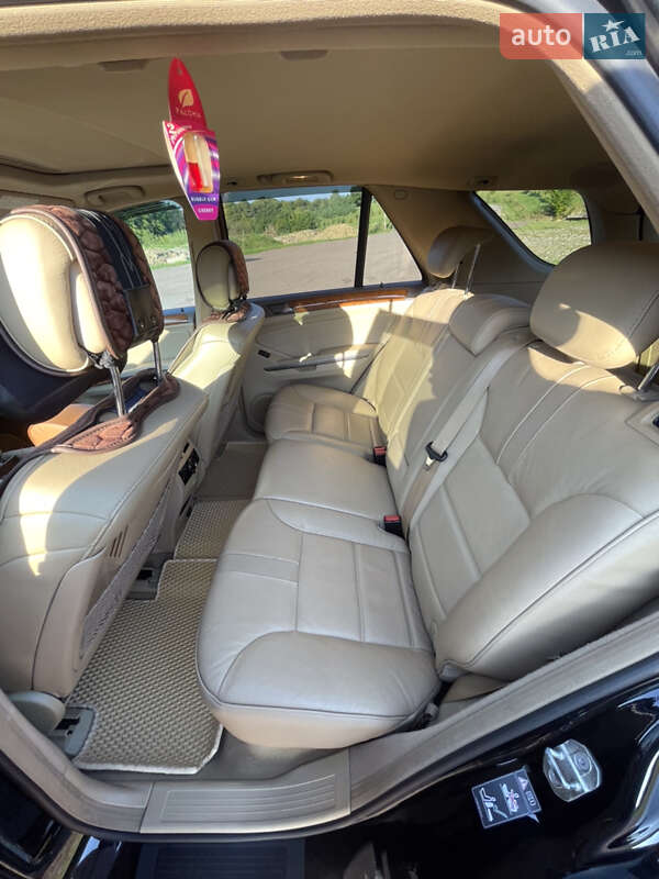Позашляховик / Кросовер Mercedes-Benz M-Class 2010 в Болехові