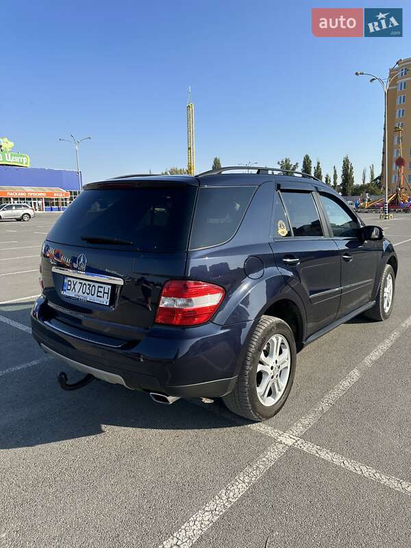 Внедорожник / Кроссовер Mercedes-Benz M-Class 2007 в Каменец-Подольском