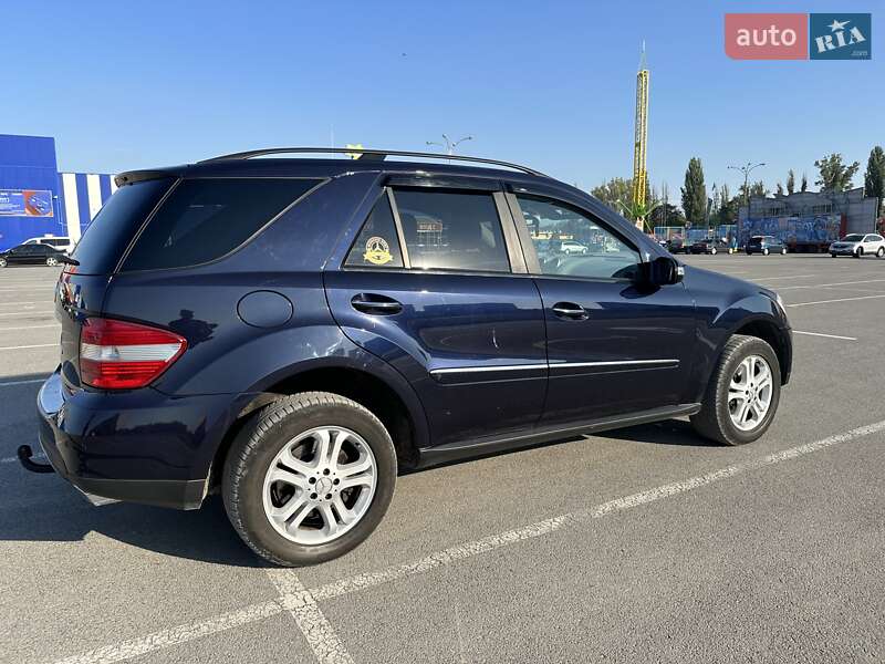 Внедорожник / Кроссовер Mercedes-Benz M-Class 2007 в Каменец-Подольском