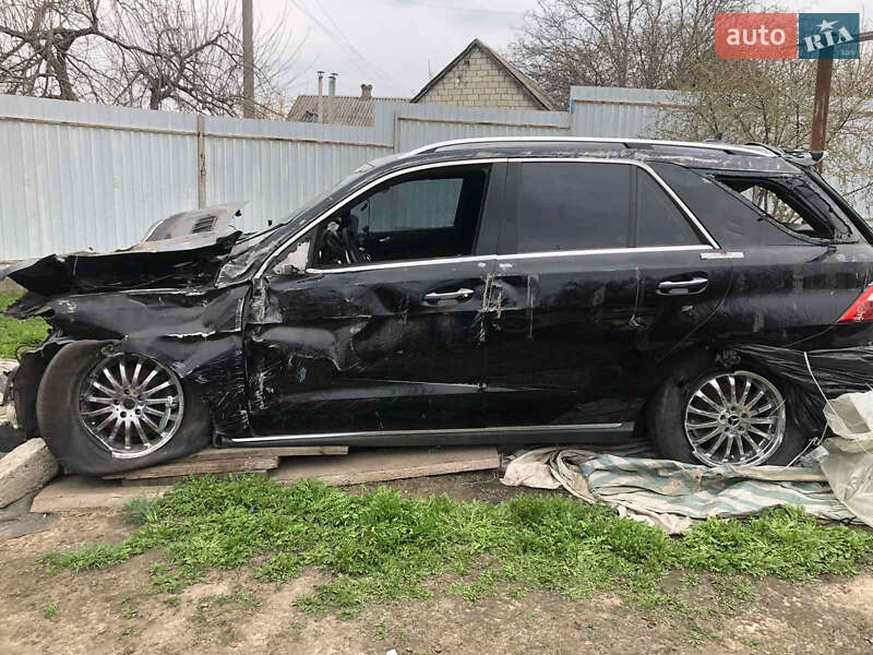 Позашляховик / Кросовер Mercedes-Benz M-Class 2013 в Запоріжжі фото 13 Позашляховик / Кросовер Mercedes-Benz M-Class 2013 в Запоріжжі