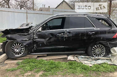 Внедорожник / Кроссовер Mercedes-Benz M-Class 2013 в Запорожье