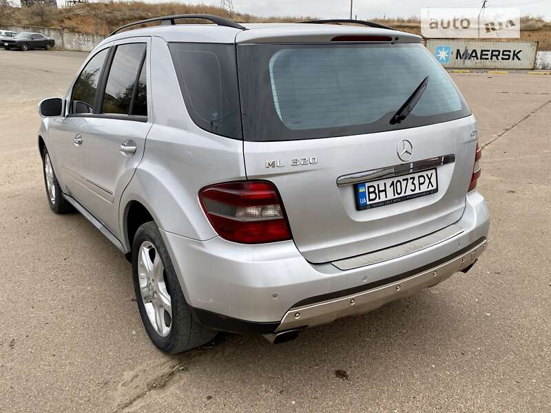 Внедорожник / Кроссовер Mercedes-Benz M-Class 2005 в Одессе фото 6 Внедорожник / Кроссовер Mercedes-Benz M-Class 2005 в Одессе