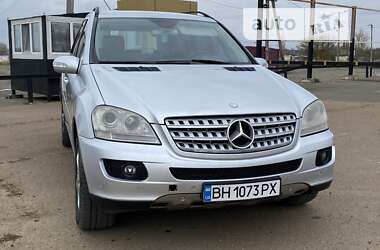 Позашляховик / Кросовер Mercedes-Benz M-Class 2005 в Одесі