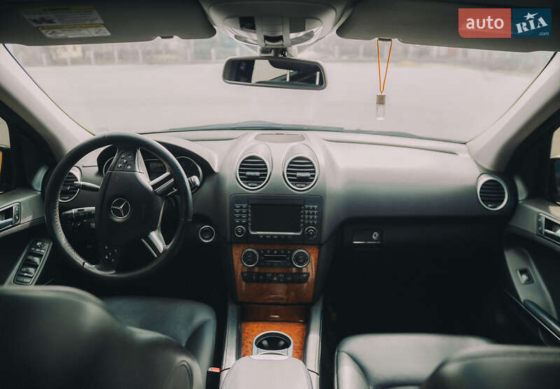 Внедорожник / Кроссовер Mercedes-Benz M-Class 2008 в Тростянце