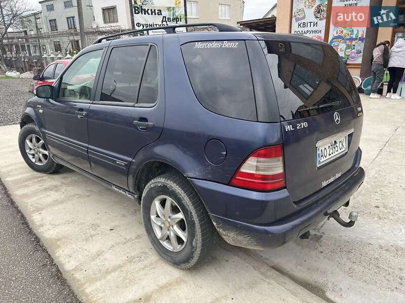 Внедорожник / Кроссовер Mercedes-Benz M-Class 2001 в Тячеве