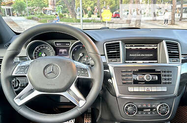 Позашляховик / Кросовер Mercedes-Benz M-Class 2012 в Кривому Розі