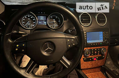Позашляховик / Кросовер Mercedes-Benz M-Class 2008 в 