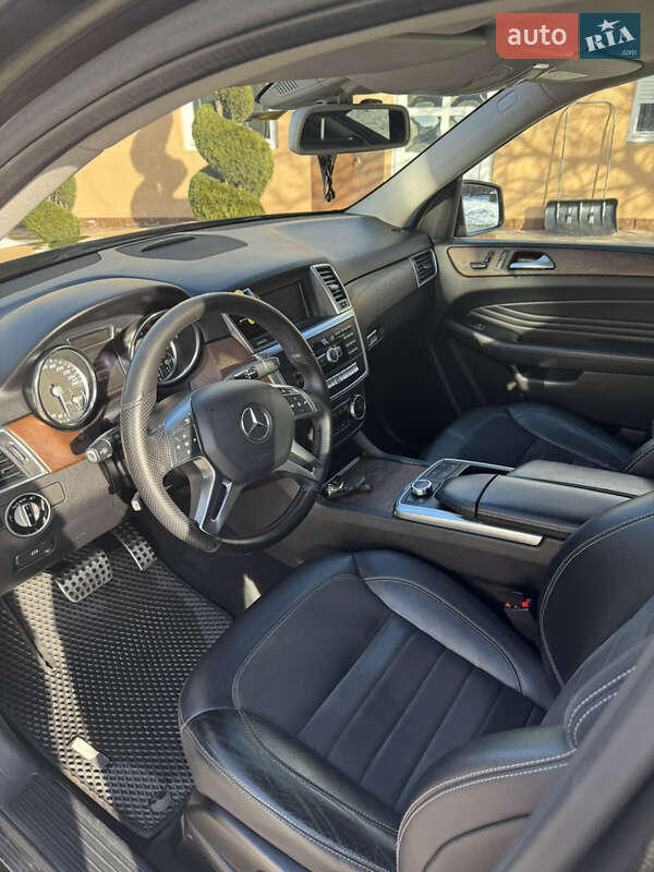 Внедорожник / Кроссовер Mercedes-Benz M-Class 2015 в Тячеве