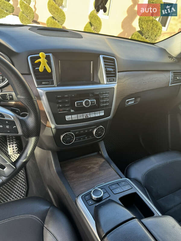 Внедорожник / Кроссовер Mercedes-Benz M-Class 2015 в Тячеве