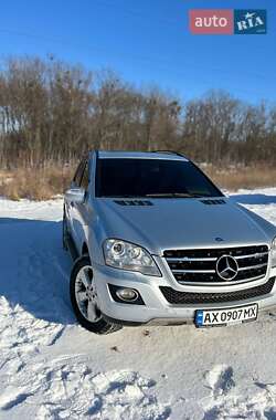 Внедорожник / Кроссовер Mercedes-Benz M-Class 2010 в Харькове