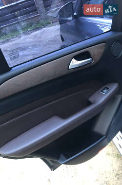 Внедорожник / Кроссовер Mercedes-Benz M-Class 2013 в Сколе