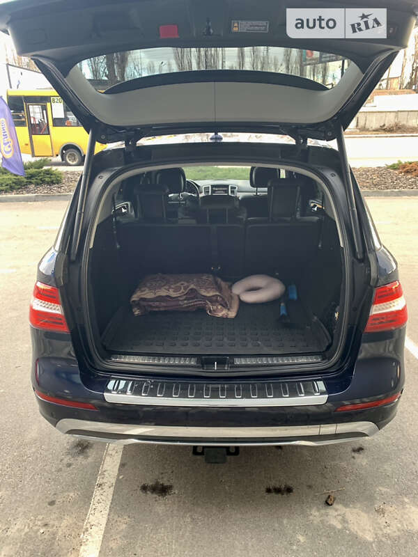 Внедорожник / Кроссовер Mercedes-Benz M-Class 2013 в Киеве фото 20 Внедорожник / Кроссовер Mercedes-Benz M-Class 2013 в Киеве