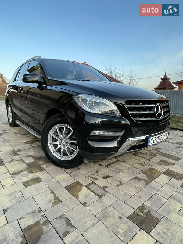 Внедорожник / Кроссовер Mercedes-Benz M-Class 2013 в Сторожинце