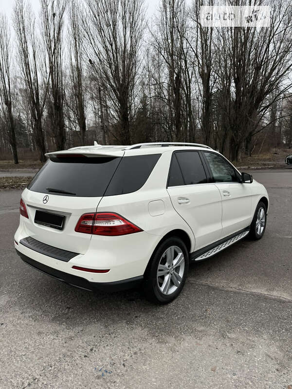 Внедорожник / Кроссовер Mercedes-Benz M-Class 2012 в Броварах