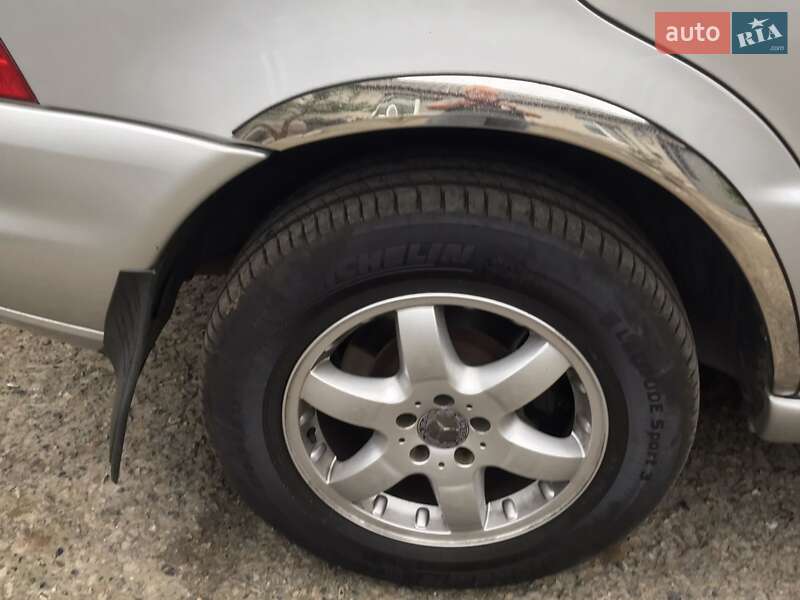 Внедорожник / Кроссовер Mercedes-Benz M-Class 2002 в Днепре