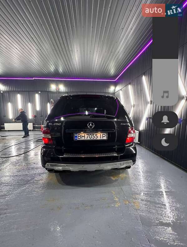 Внедорожник / Кроссовер Mercedes-Benz M-Class 2005 в Одессе