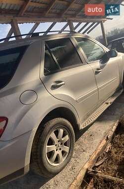 Внедорожник / Кроссовер Mercedes-Benz M-Class 2007 в 
