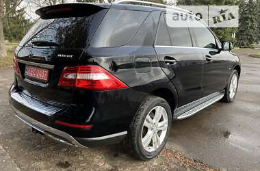 Внедорожник / Кроссовер Mercedes-Benz M-Class 2012 в Луцке