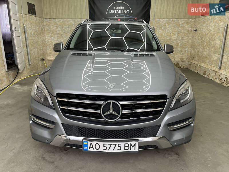 Внедорожник / Кроссовер Mercedes-Benz M-Class 2012 в Иршаве