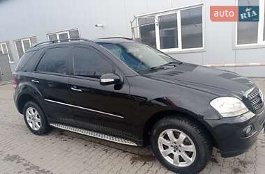 Внедорожник / Кроссовер Mercedes-Benz M-Class 2008 в 