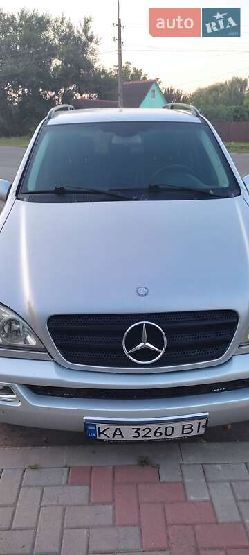 Внедорожник / Кроссовер Mercedes-Benz M-Class 2004 в Киеве
