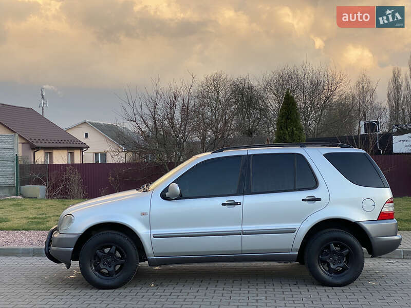 Позашляховик / Кросовер Mercedes-Benz M-Class 1999 в Луцьку фото 4 Позашляховик / Кросовер Mercedes-Benz M-Class 1999 в Луцьку