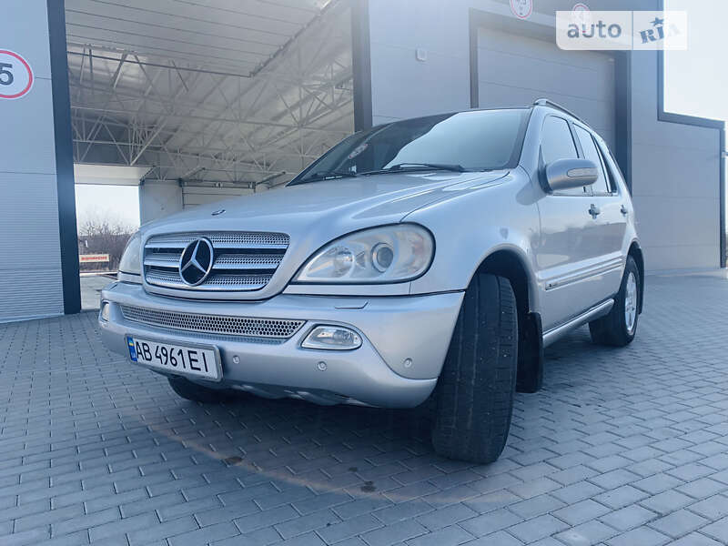 Внедорожник / Кроссовер Mercedes-Benz M-Class 2004 в Ильинцах