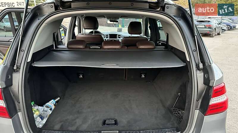 Внедорожник / Кроссовер Mercedes-Benz M-Class 2012 в Киеве