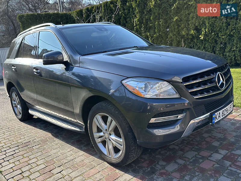 Внедорожник / Кроссовер Mercedes-Benz M-Class 2013 в Киеве