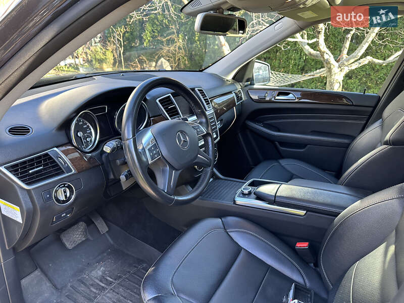 Внедорожник / Кроссовер Mercedes-Benz M-Class 2013 в Киеве
