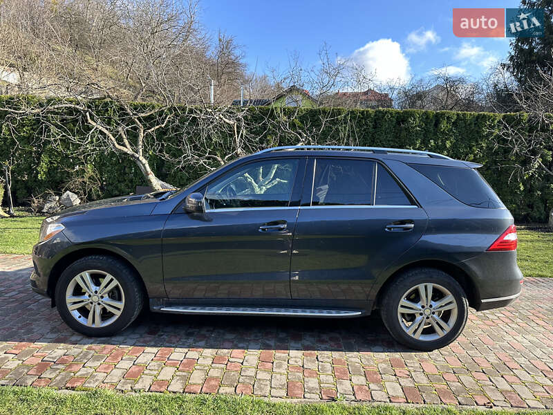 Внедорожник / Кроссовер Mercedes-Benz M-Class 2013 в Киеве
