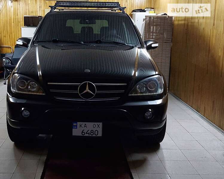 Внедорожник / Кроссовер Mercedes-Benz M-Class 2002 в Киеве