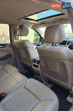 Внедорожник / Кроссовер Mercedes-Benz M-Class 2012 в 