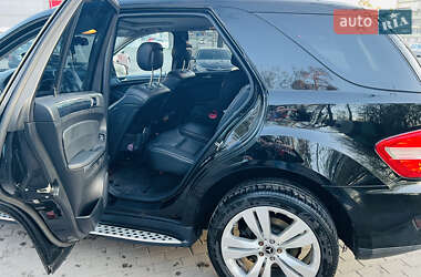 Внедорожник / Кроссовер Mercedes-Benz M-Class 2010 в 