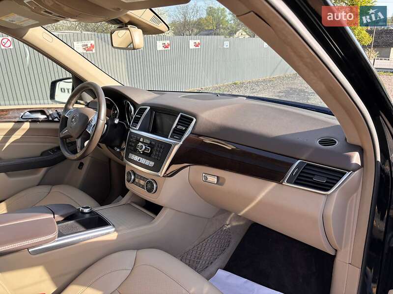 Позашляховик / Кросовер Mercedes-Benz M-Class 2014 в Львові