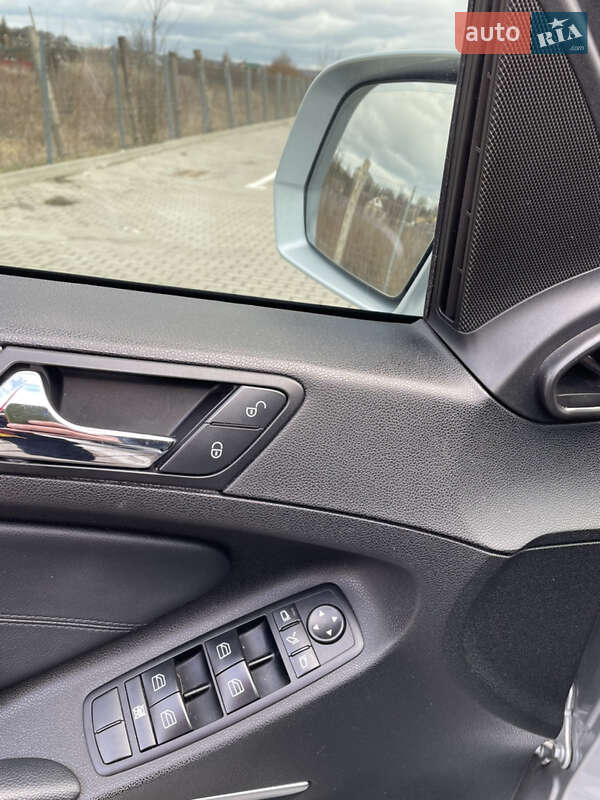Внедорожник / Кроссовер Mercedes-Benz M-Class 2009 в Дубно