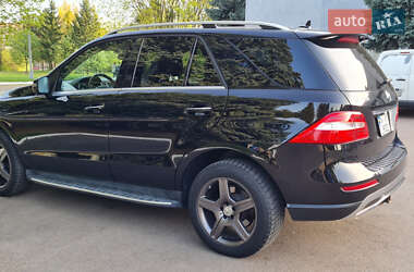 Внедорожник / Кроссовер Mercedes-Benz M-Class 2014 в 