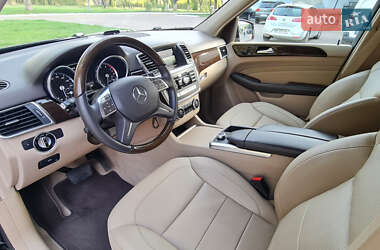 Внедорожник / Кроссовер Mercedes-Benz M-Class 2014 в Ровно