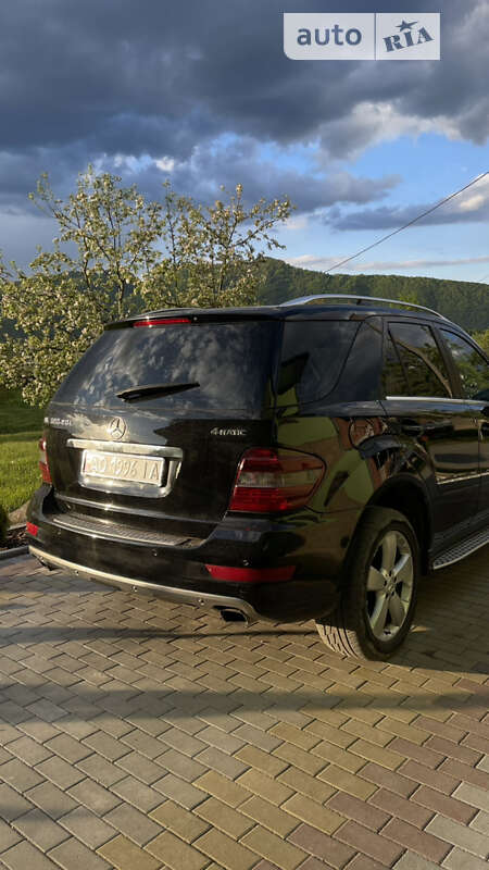 Внедорожник / Кроссовер Mercedes-Benz M-Class 2008 в Ганичах