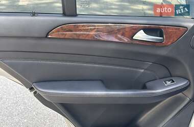 Внедорожник / Кроссовер Mercedes-Benz M-Class 2013 в 