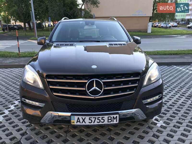 Позашляховик / Кросовер Mercedes-Benz M-Class 2013 в Ужгороді