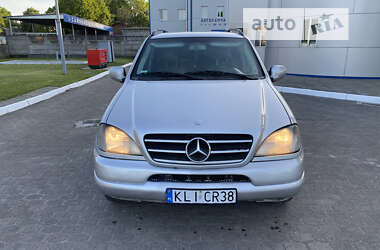Внедорожник / Кроссовер Mercedes-Benz M-Class 2001 в Костополе