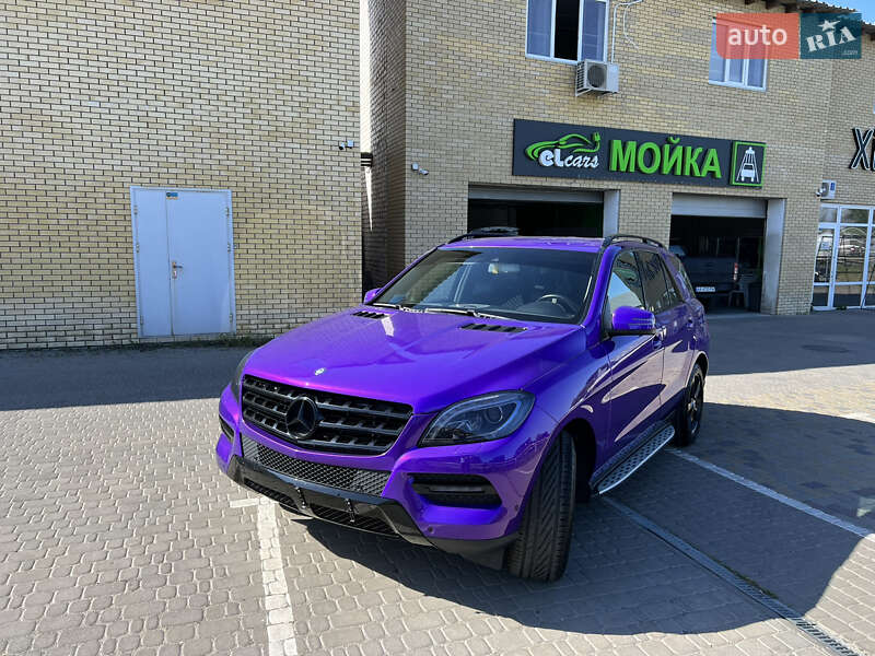 Внедорожник / Кроссовер Mercedes-Benz M-Class 2012 в Харькове