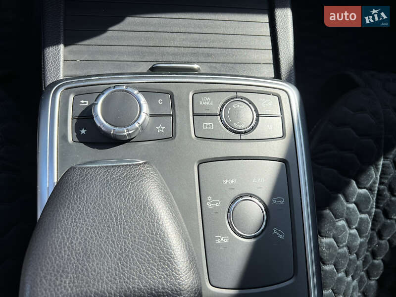 Внедорожник / Кроссовер Mercedes-Benz M-Class 2012 в Харькове