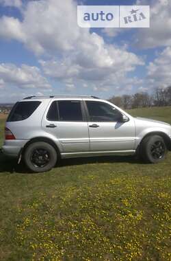 Позашляховик / Кросовер Mercedes-Benz M-Class 2003 в Герці