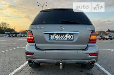 Внедорожник / Кроссовер Mercedes-Benz M-Class 2011 в Черновцах