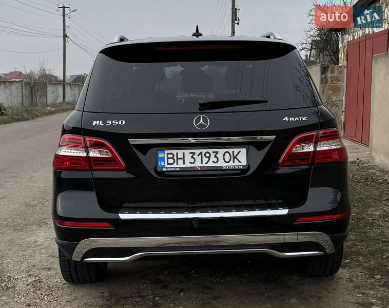 Внедорожник / Кроссовер Mercedes-Benz M-Class 2015 в Одессе