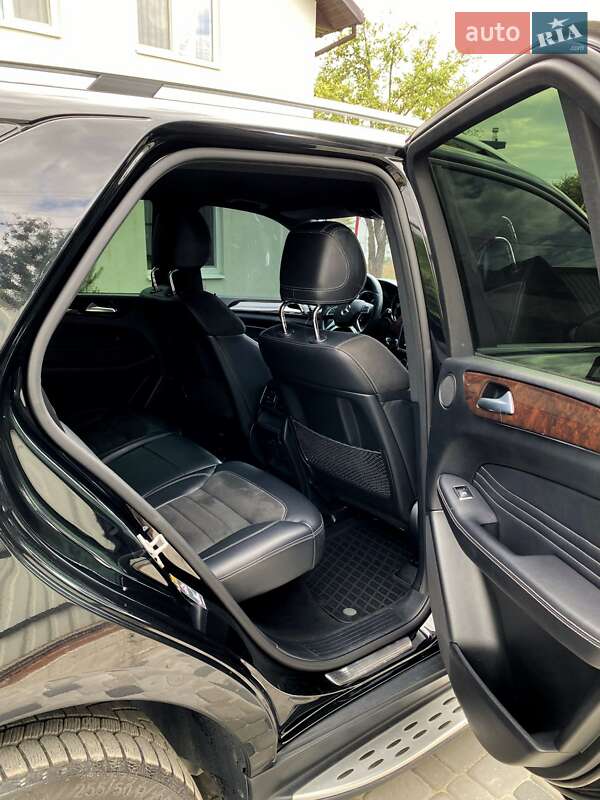 Внедорожник / Кроссовер Mercedes-Benz M-Class 2013 в Днепре