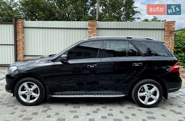 Внедорожник / Кроссовер Mercedes-Benz M-Class 2013 в 